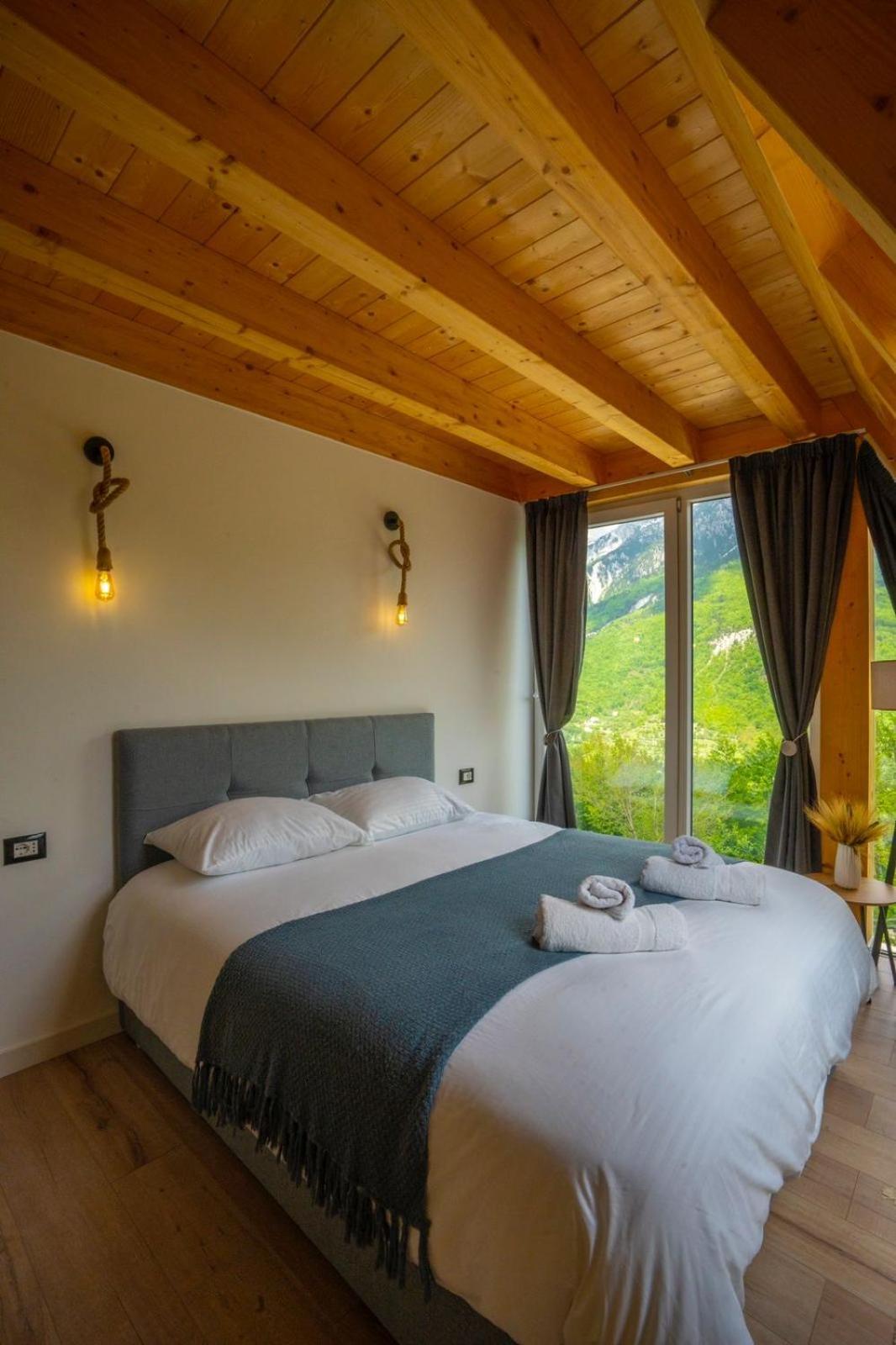 טת Vidis Chalet Boutique Hotel מראה חיצוני תמונה