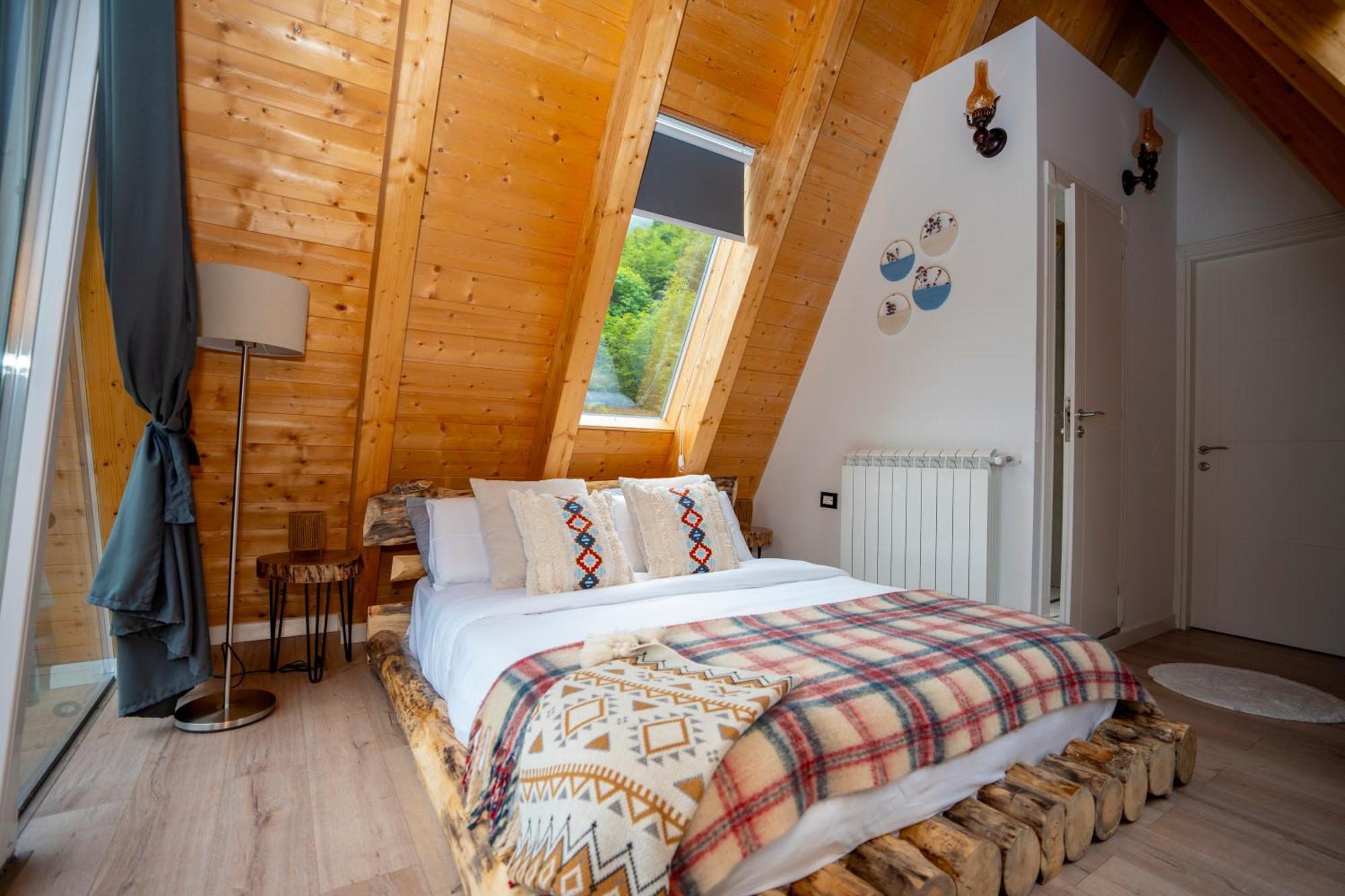 טת Vidis Chalet Boutique Hotel מראה חיצוני תמונה